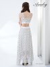 ホワイト　モデル：藤崎めい　身長：159cm　着用サイズ：Sサイズ
