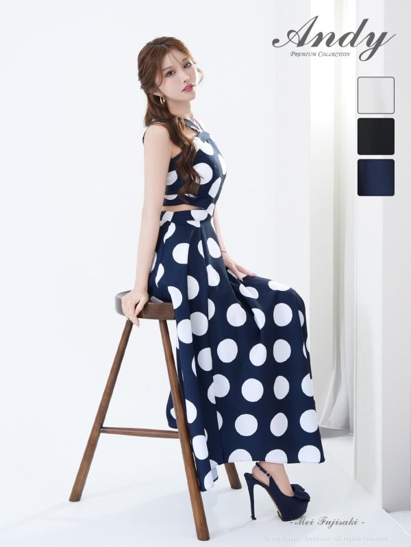 ネイビー　モデル：藤崎めい　身長：159cm　着用サイズ：Sサイズ