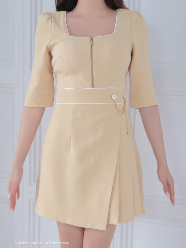 イエロー モデル：あみ　身長：163cm　着用サイズ：Sサイズ