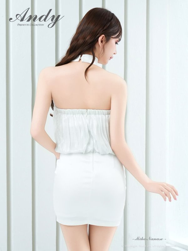 ホワイト モデル：七瀬みほ　身長：162cm　着用サイズ：Sサイズ