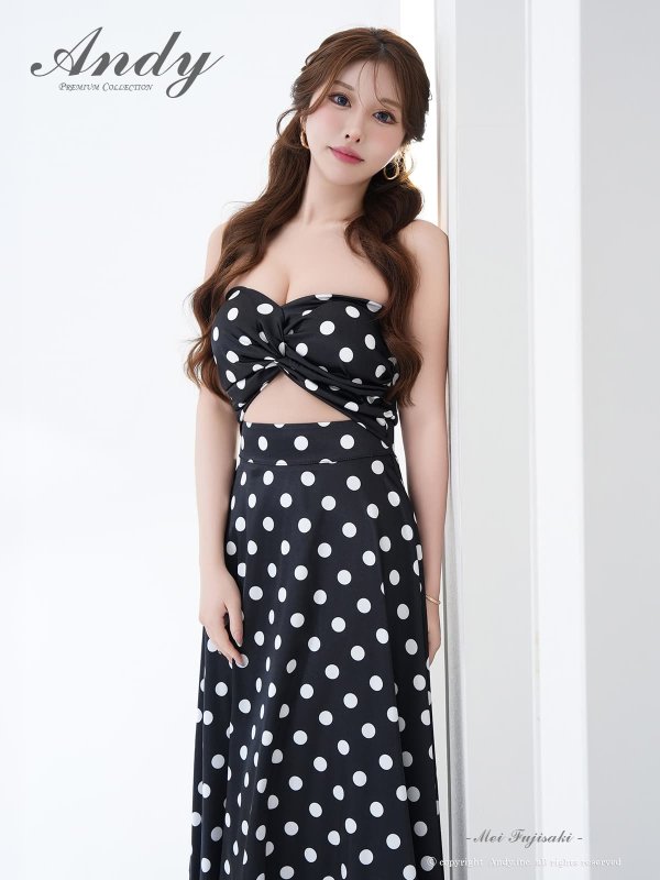 ブラック モデル：藤崎めい　身長：159cm　着用サイズ：Sサイズ
