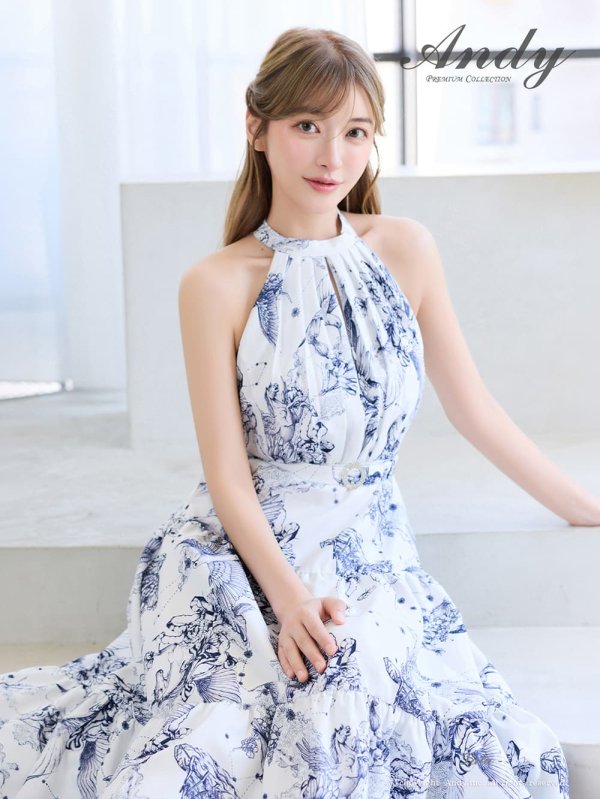 ホワイトxネイビー モデル：らら　身長：160.5cm　着用サイズ：Sサイズ
