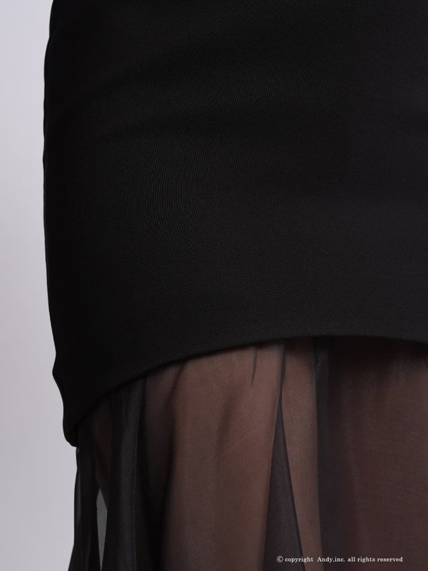 ブラック モデル：七瀬みほ　身長：162cm　着用サイズ：Sサイズ