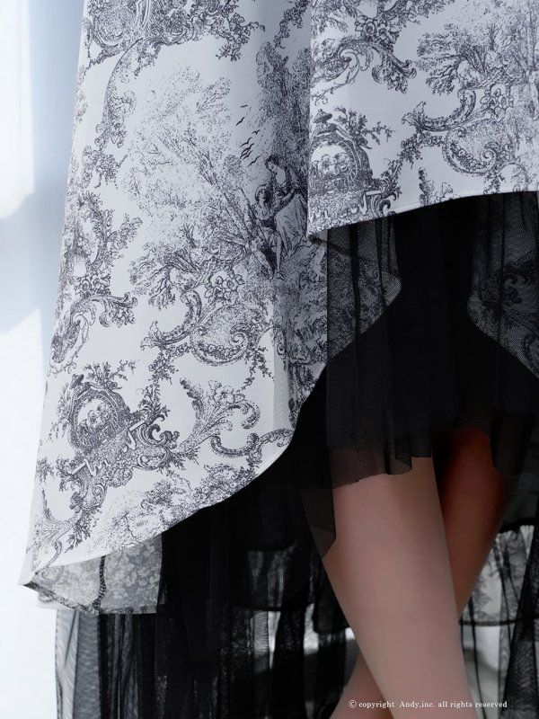 ブラックプリント　着用サイズ：Sサイズ