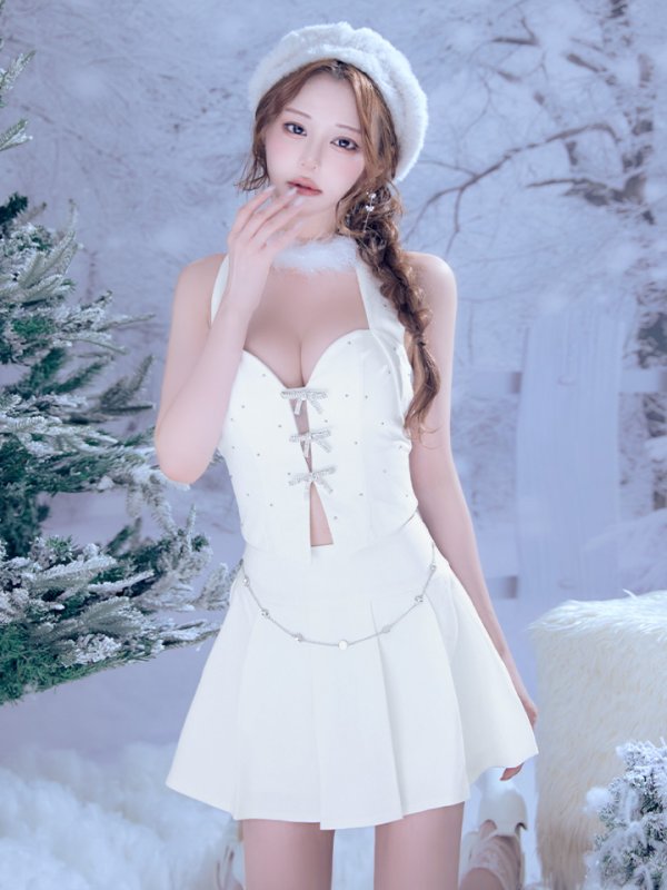 ホワイト　モデル：れみれみ　身長：163cm　着用サイズ：Sサイズ