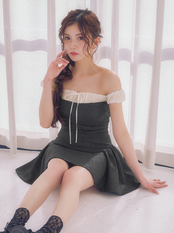 グレー　モデル：せいは　身長：160cm　着用サイズ：Sサイズ