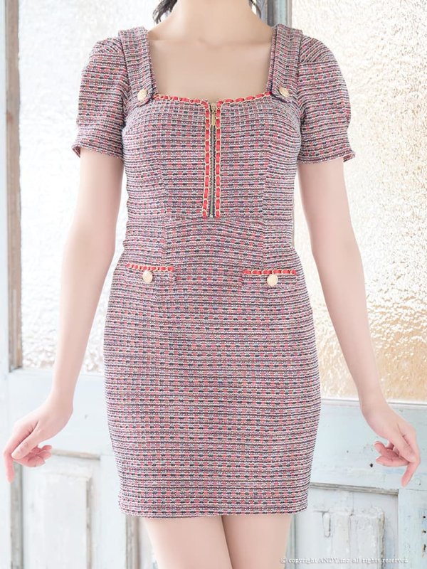 レッドミックス　モデル：関あいか　着用サイズ：Sサイズ