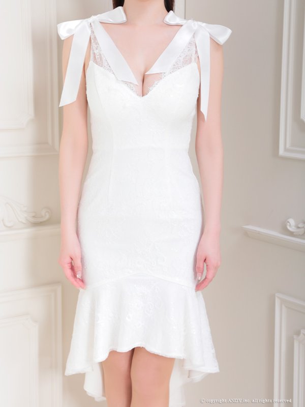 ホワイト モデル：ゆめ　身長：160cm　着用サイズ：Sサイズ