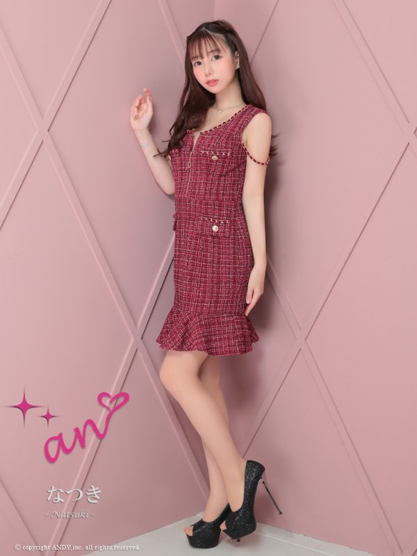 バーガンディ　モデル：なつき 身長：160cm 着用サイズ：Sサイズ