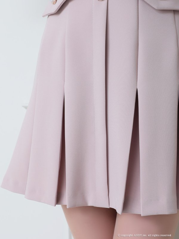 ピンクベージュ　モデル：桜咲乃愛　身長：164cm　着用サイズ：Sサイズ