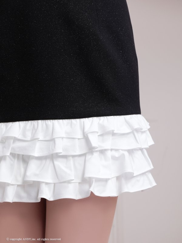 ブラックxホワイト モデル:ももか 身長:156cm 着用サイズ:Sサイズ