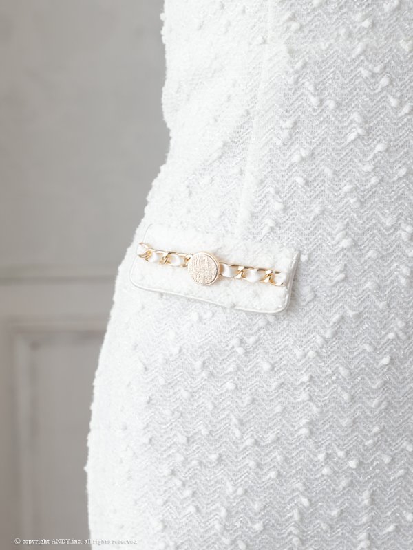 ホワイト モデル:みうち 着用サイズ:Sサイズ