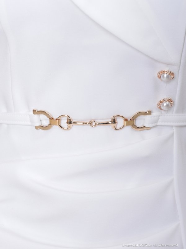 ホワイト モデル:まりん 身長:164cm 着用サイズ:Sサイズ