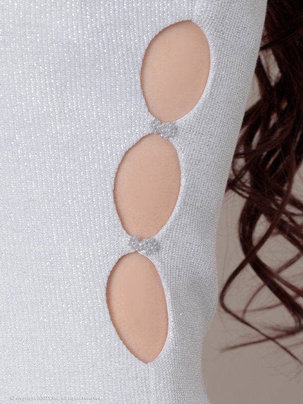 ホワイト モデル：まりん　身長：164cm　着用サイズ：Sサイズ