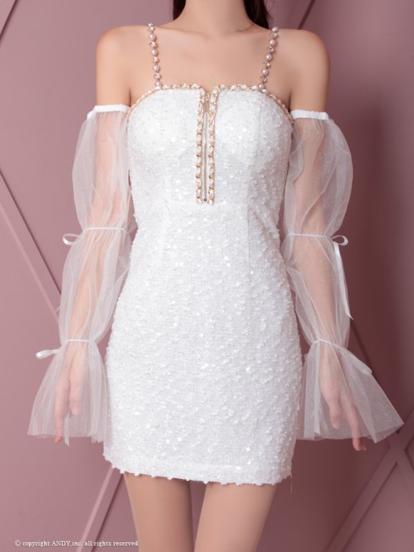 ホワイト モデル:まりん 身長:164cm 着用サイズ:Sサイズ