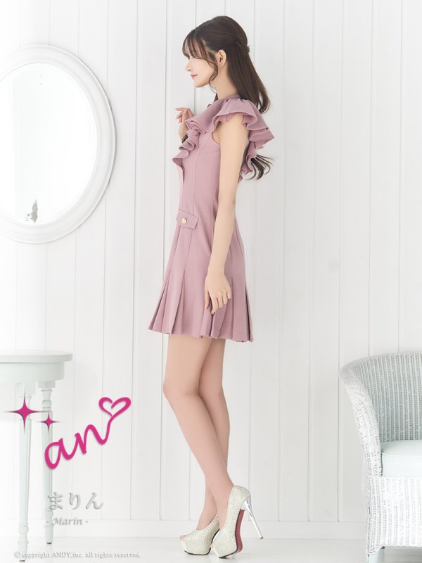 ピンク モデル:まりん 着用サイズ:Sサイズ