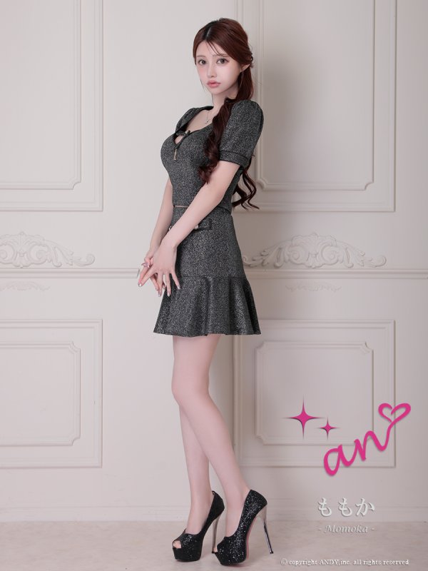 ブラック モデル:ももか 身長:156cm 着用サイズ:Sサイズ