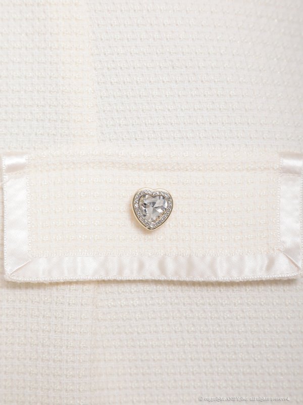 ホワイト モデル：ももか　身長：156cm　着用サイズ：Sサイズ