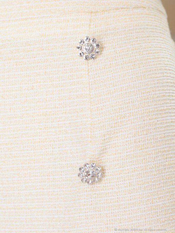 イエロー モデル：まりん　身長：164cm　着用サイズ：Sサイズ