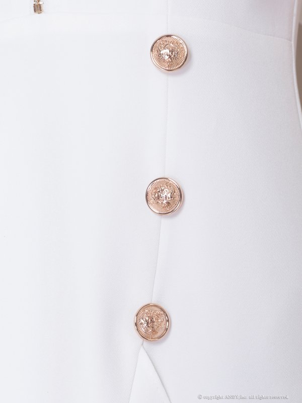 ホワイト モデル:まりん 身長:164cm 着用サイズ:Sサイズ