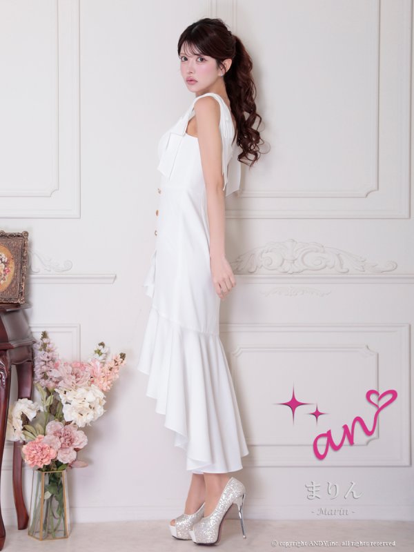 ホワイト モデル:まりん 身長:164cm 着用サイズ:Sサイズ