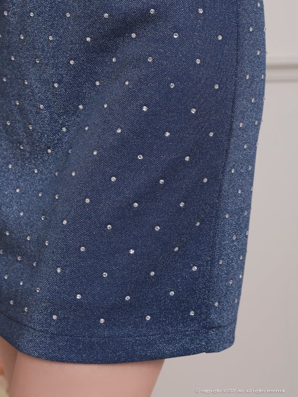 ネイビー モデル：ももか　身長：156cm　着用サイズ：Sサイズ