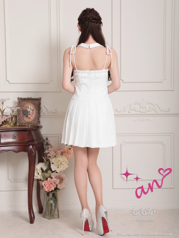 ホワイト　モデル：ももか　身長：156cm　着用サイズ：Sサイズ