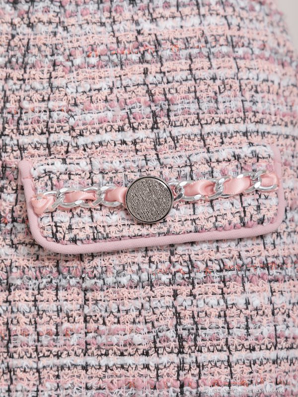 ピンク　モデル：ももか　身長：156cm　着用サイズ：Sサイズ