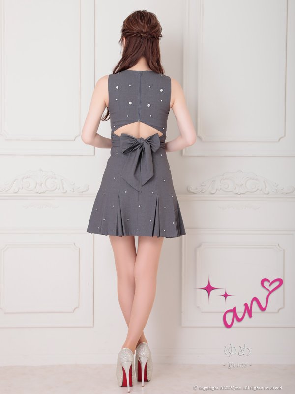 グレー モデル：ゆめ　身長：160cm　着用サイズ：Sサイズ