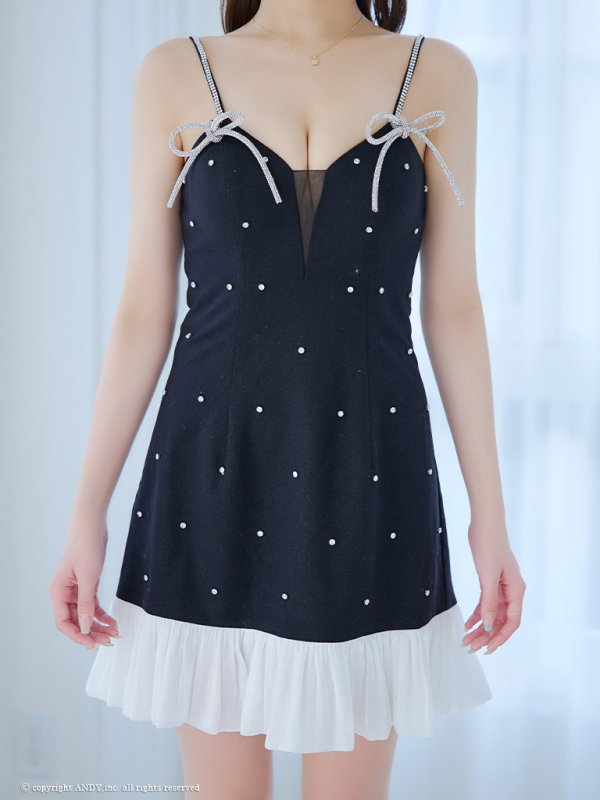 ブラック モデル:姫乃まゆ 身長:153cm 着用サイズ:Sサイズ