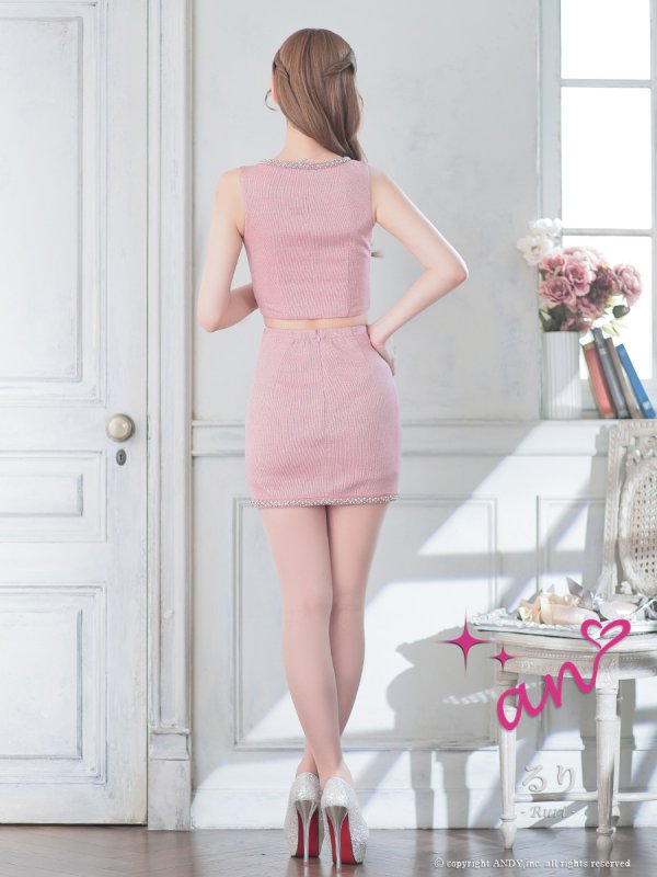 ピンク モデル:るり 着用サイズ:Sサイズ