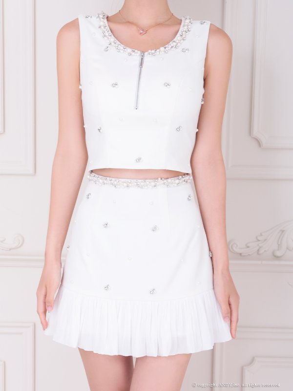 ホワイト モデル:まりん 身長:164cm 着用サイズ:Sサイズ