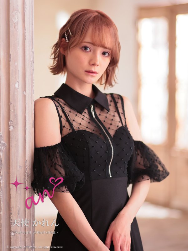 ブラック　モデル：天使かれん　身長：163cm　着用サイズ：Sサイズ