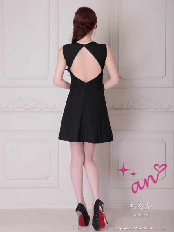 ブラック モデル:ももか 身長:156cm 着用サイズ:Sサイズ