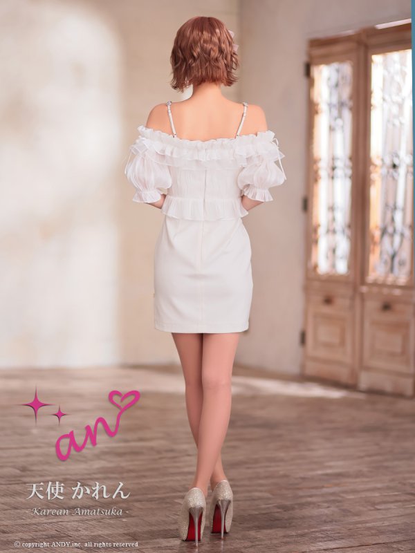 ホワイト モデル:天使かれん 身長:163cm 着用サイズ:Sサイズ