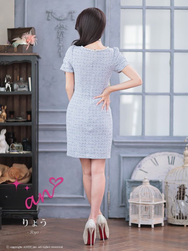 ブルー モデル：りょう　着用サイズ：Sサイズ