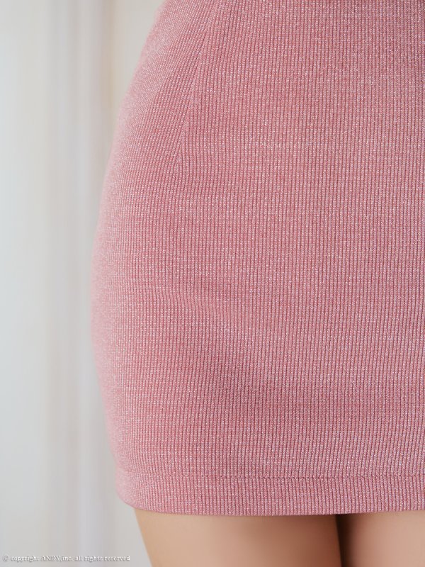 ピンク モデル:にじほ 身長:160cm 着用サイズ:Sサイズ