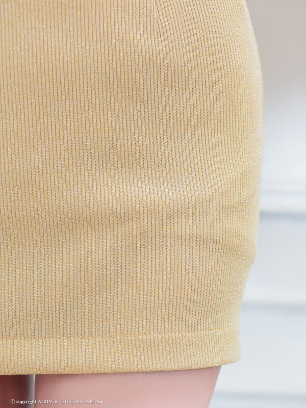 イエロー モデル:れみ 身長:163cm 着用サイズ:Sサイズ