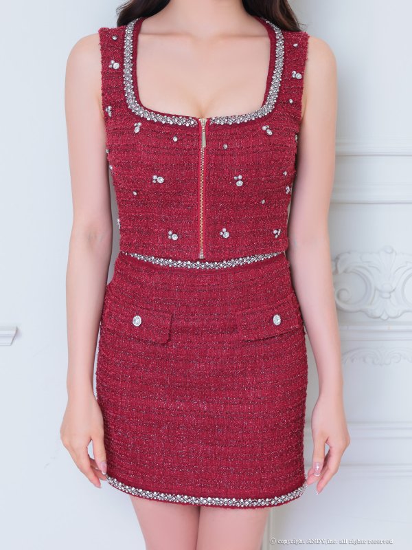 レッド モデル：みゆき　着用サイズ：Sサイズ