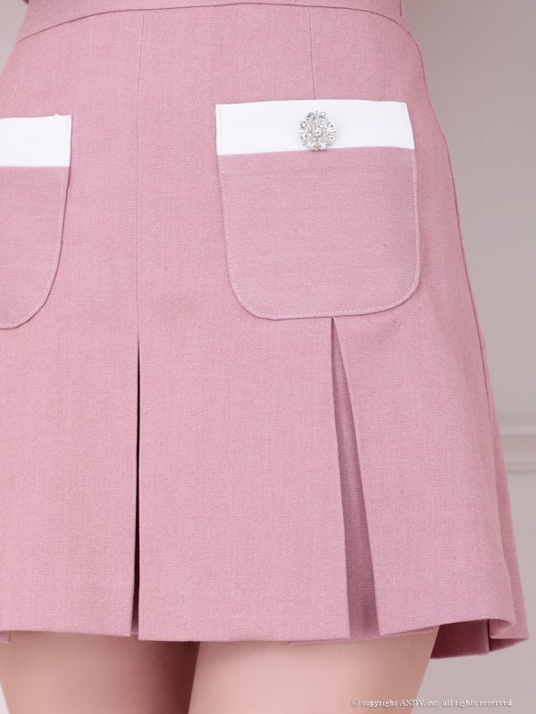 ピンク モデル：まりん　身長：164cm　着用サイズ：Sサイズ