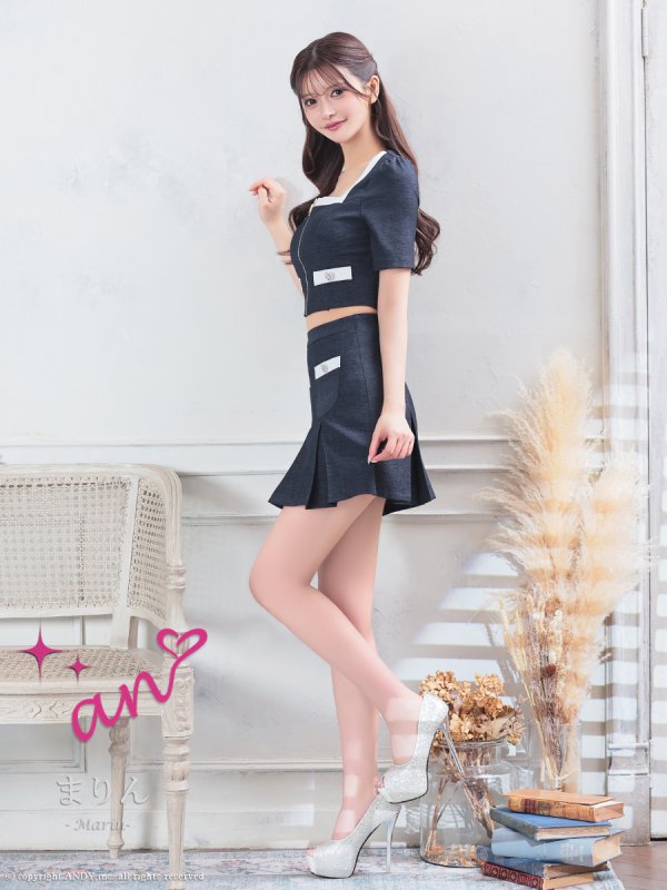 インディゴ　モデル：まりん　着用サイズ：Sサイズ