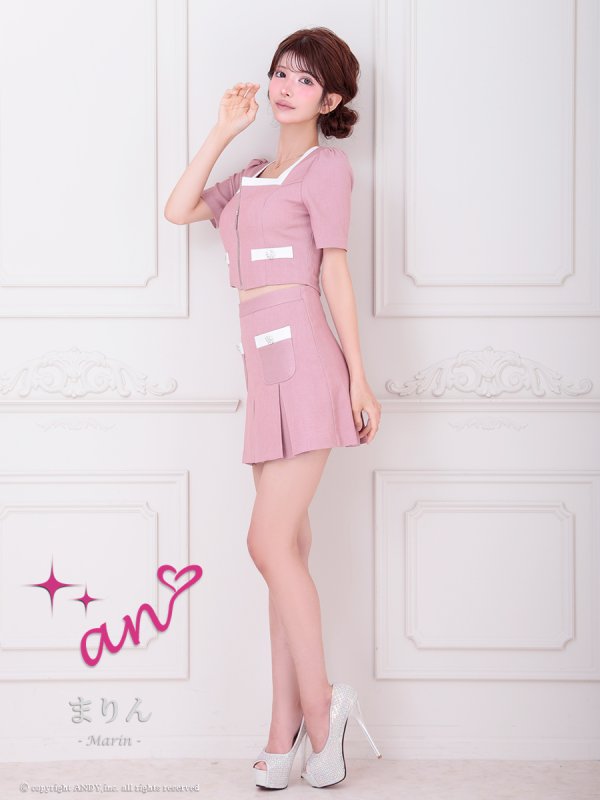 ピンク モデル：まりん　身長：164cm　着用サイズ：Sサイズ