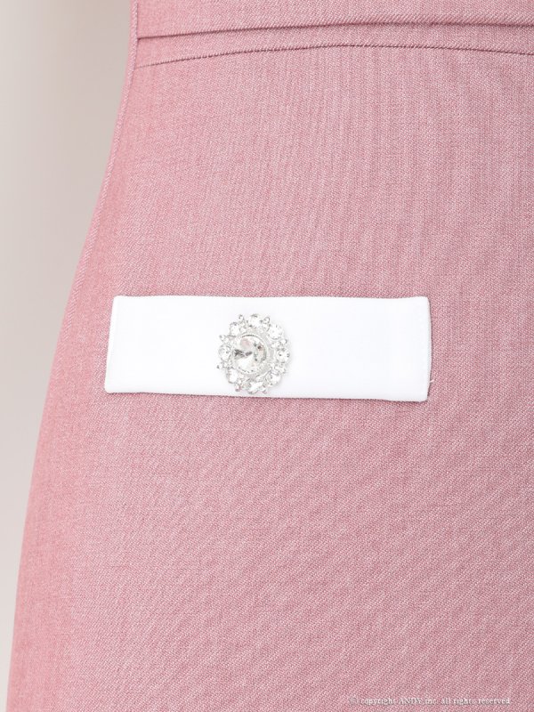 ピンク モデル:まりん 着用サイズ:Sサイズ