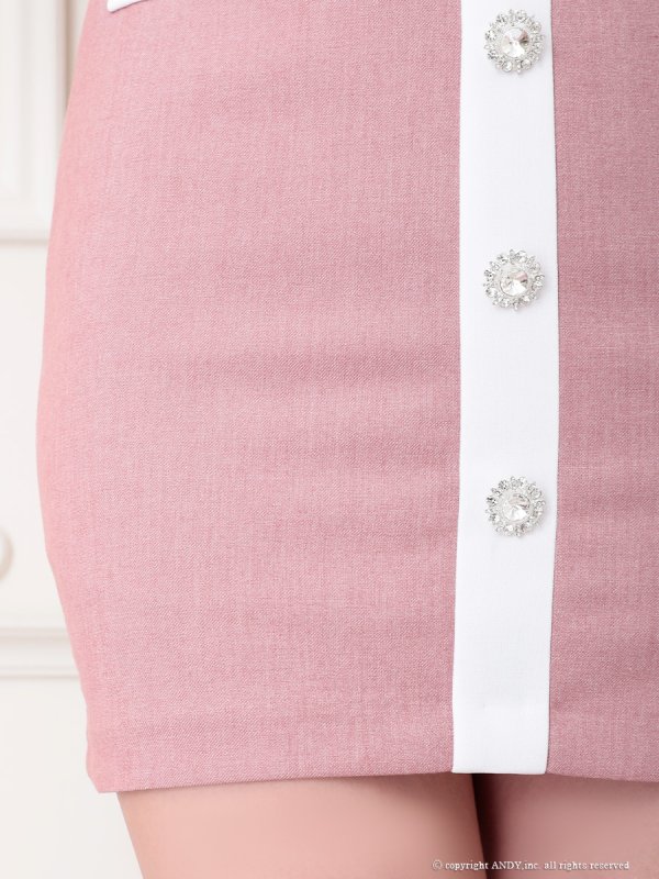 ピンク モデル:まりん 着用サイズ:Sサイズ