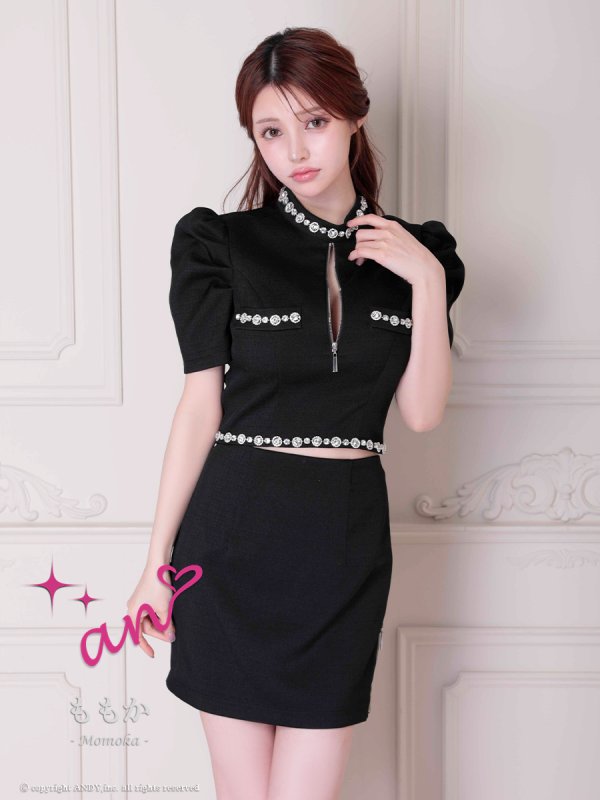 ブラック モデル：ももか　身長：156cm　着用サイズ：Sサイズ