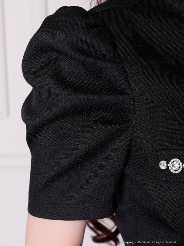 ブラック モデル：ももか　身長：156cm　着用サイズ：Sサイズ