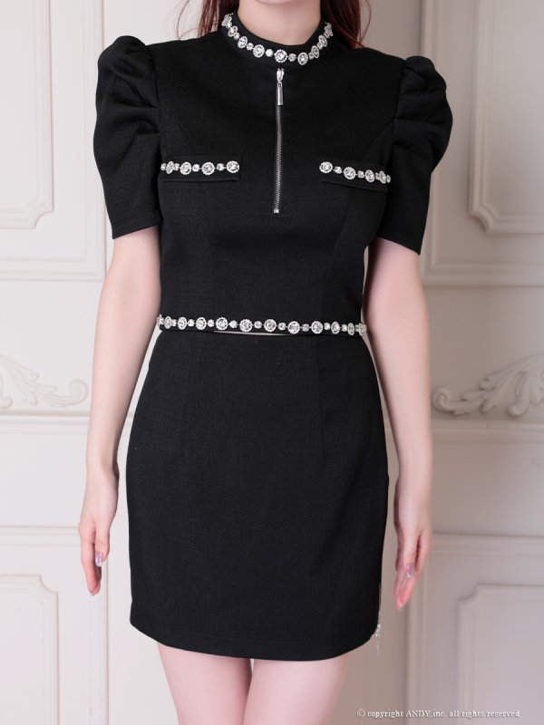 ブラック モデル：ももか　身長：156cm　着用サイズ：Sサイズ