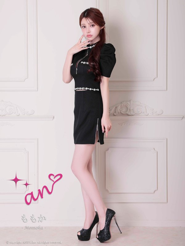 ブラック モデル：ももか　身長：156cm　着用サイズ：Sサイズ