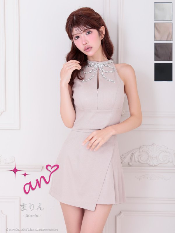 ベージュ モデル：まりん　身長：164cm　着用サイズ：Sサイズ