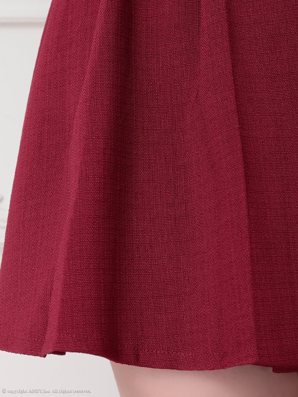 ワインレッド　モデル：まりん　着用サイズ：Sサイズ